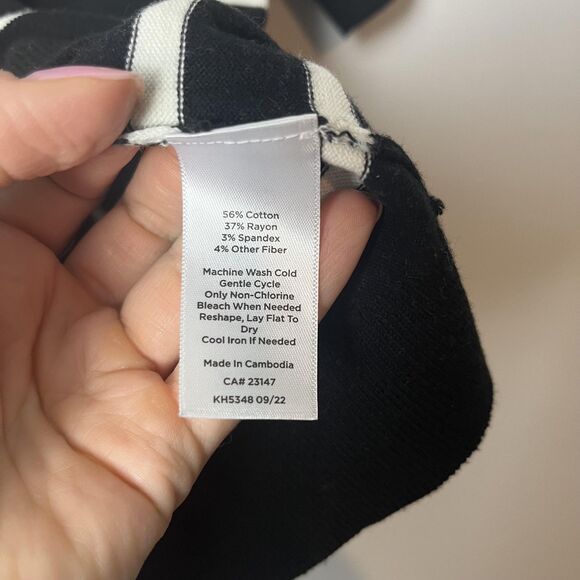 Talbots Sweater Womens Medium Black White Striped Short Sleeve Button Back - Picture 3 of 7